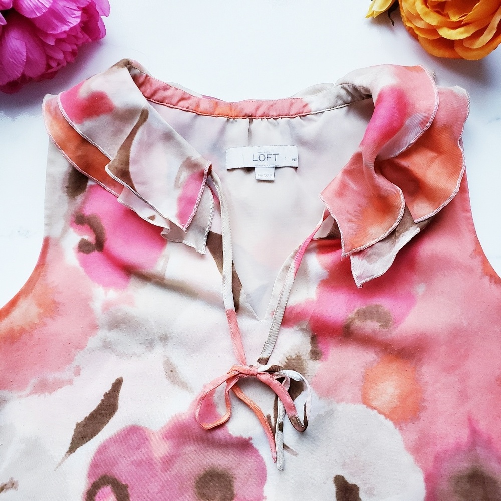 Loft | Sleeveless Ruffle Neckline Top Size Med - Picture 2 of 8